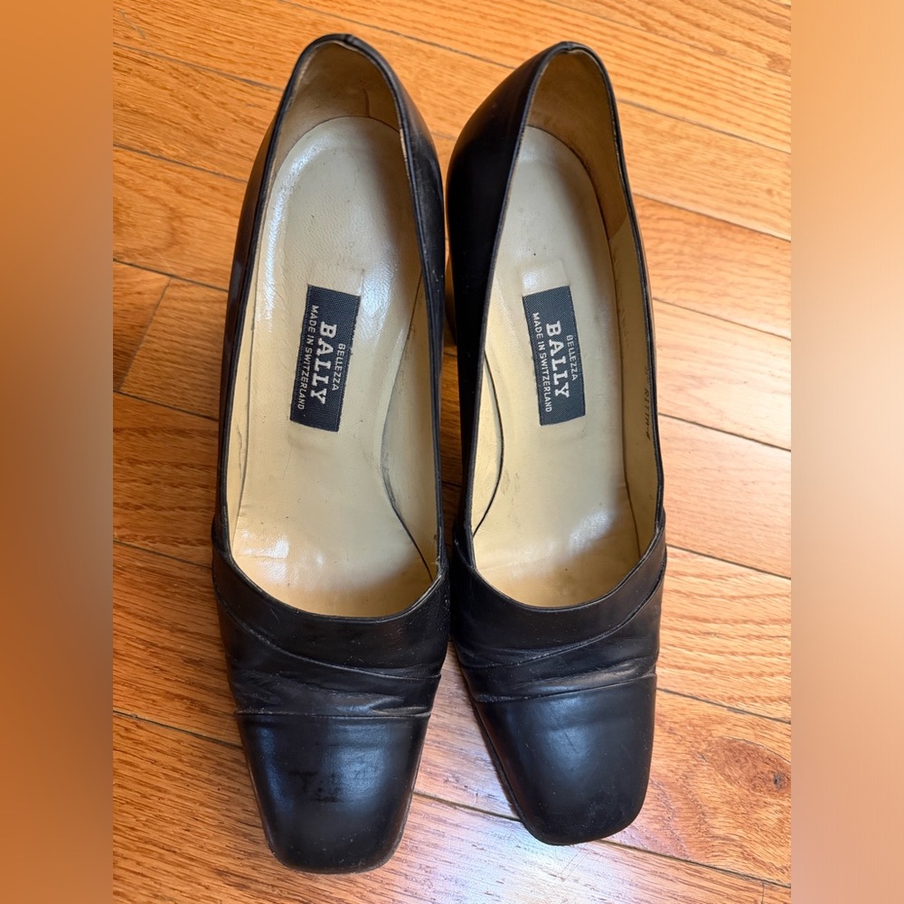 Vintage Bally Switzerland Black Leather Heel